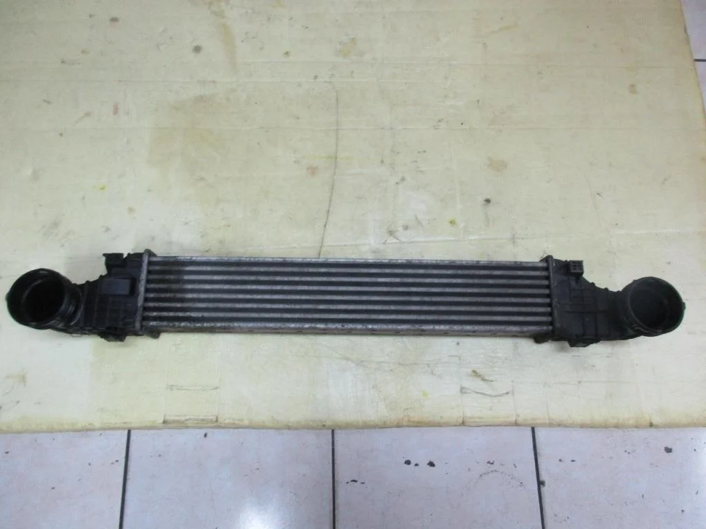 Интеркулер Mercedes-Benz