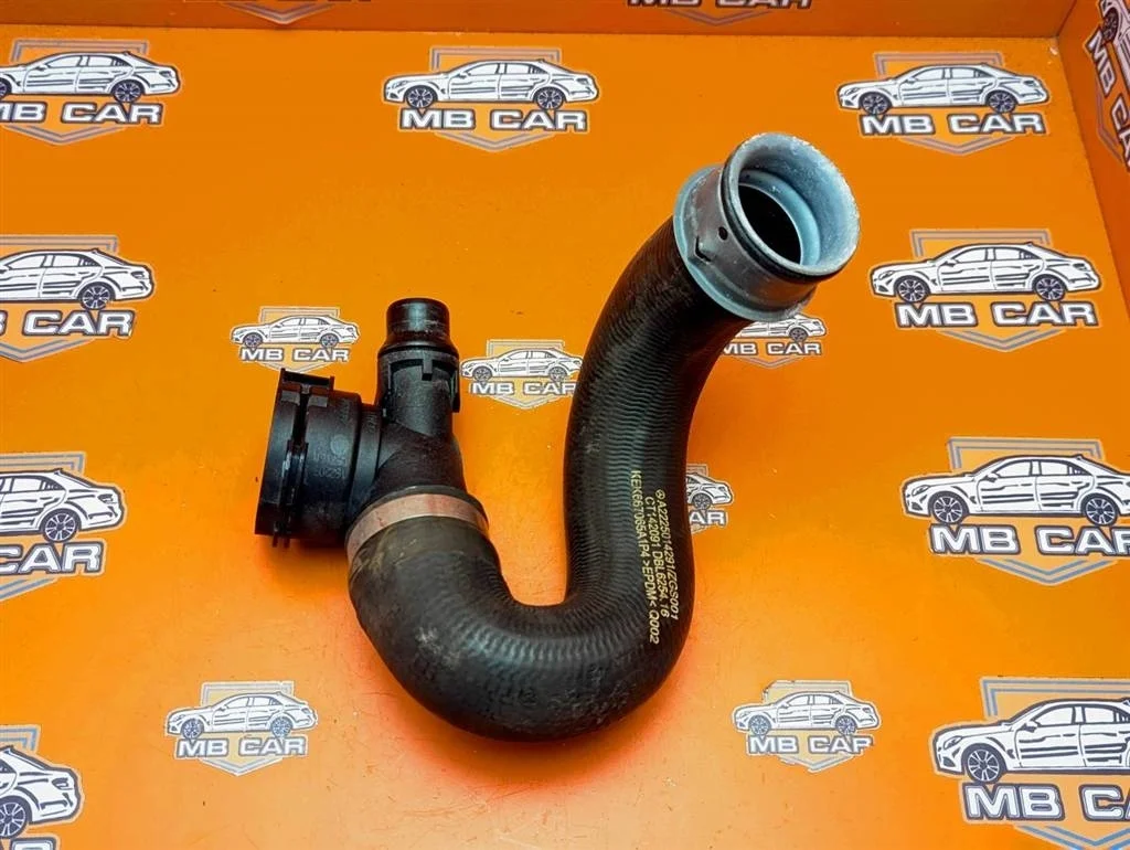 Патрубок радиатора Mercedes-Benz