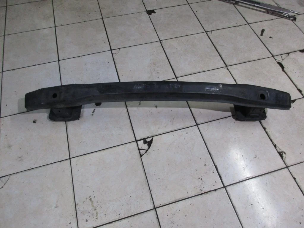 Усилитель заднего бампера Mercedes-Benz