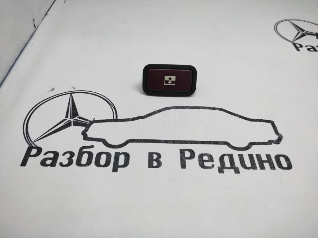 Кнопка Mercedes-Benz