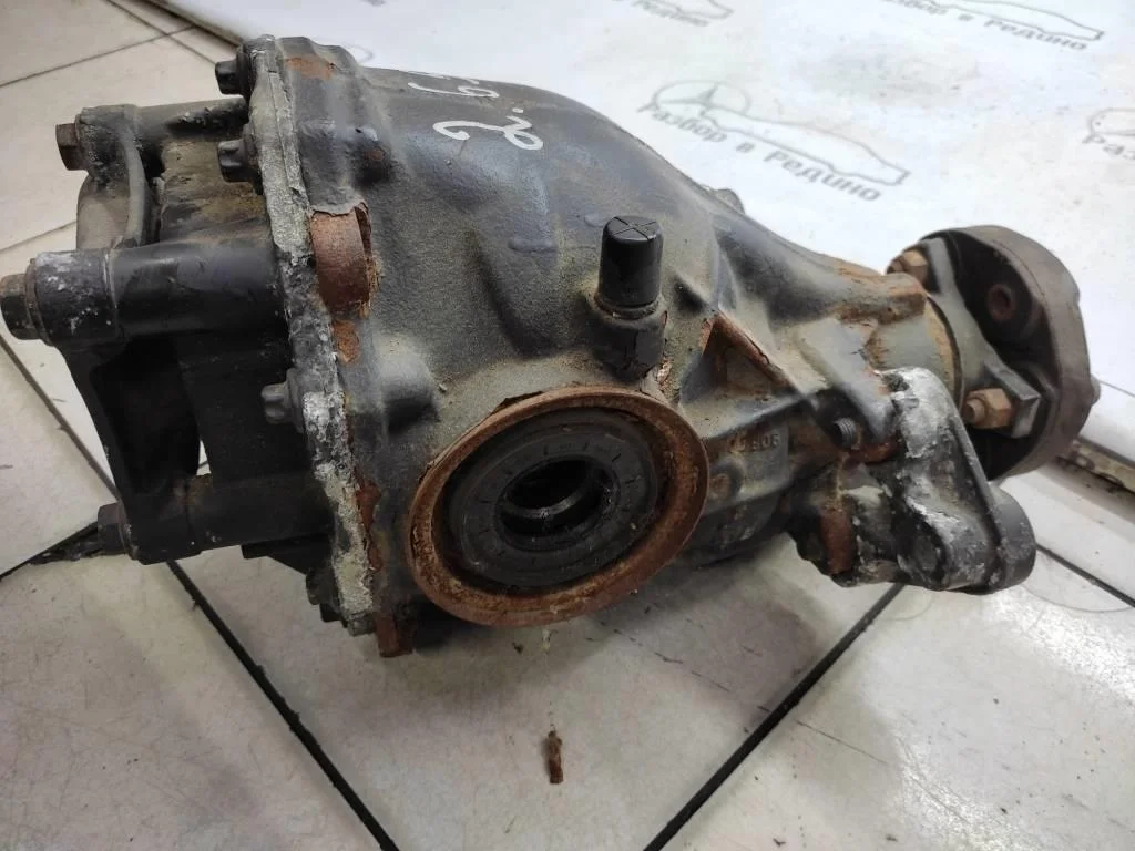 Редуктор задний Mercedes-Benz