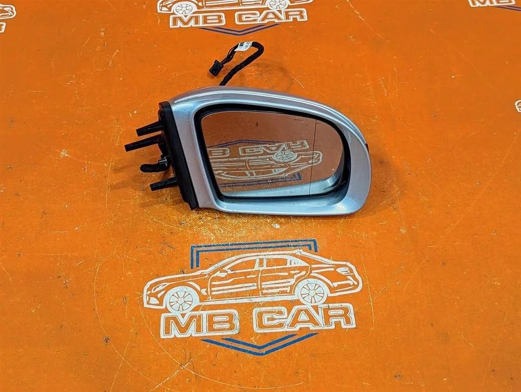 Зеркало правое Mercedes-Benz