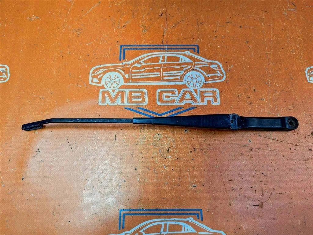 Поводок дворников Mercedes-Benz