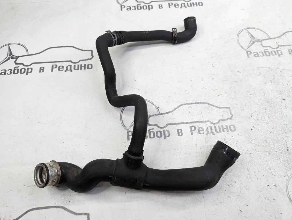 Патрубок радиатора Mercedes-Benz