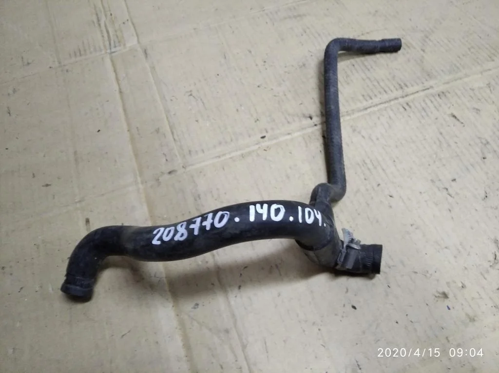 Патрубок ОЖ Mercedes-Benz