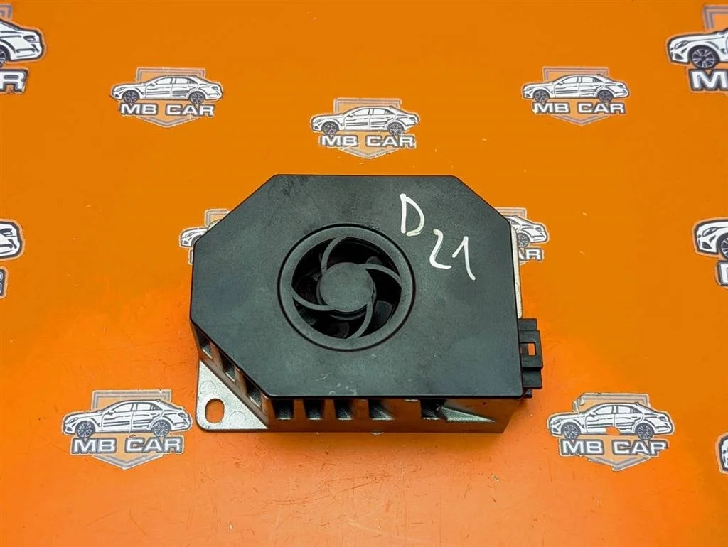 Усилитель звука Mercedes-Benz