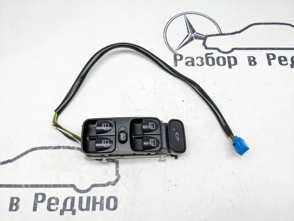 Блок кнопок стеклоподъемников Mercedes-Benz