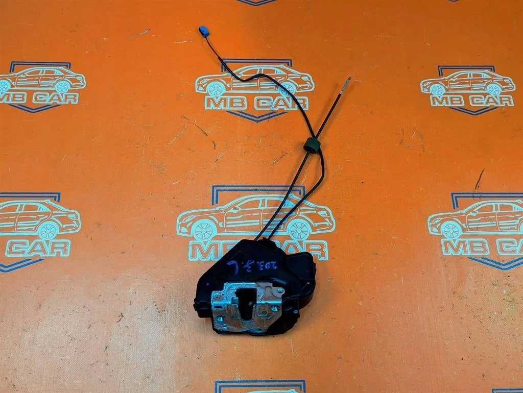 Замок двери задней левой Mercedes-Benz