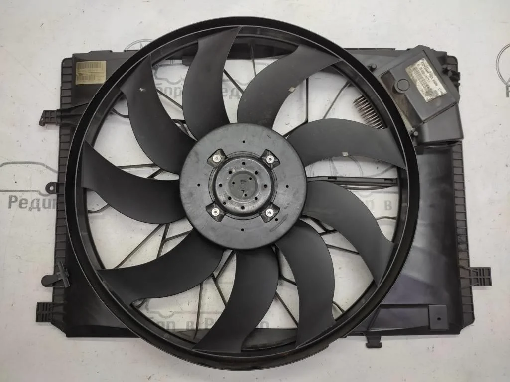 Вентилятор основной Mercedes-Benz