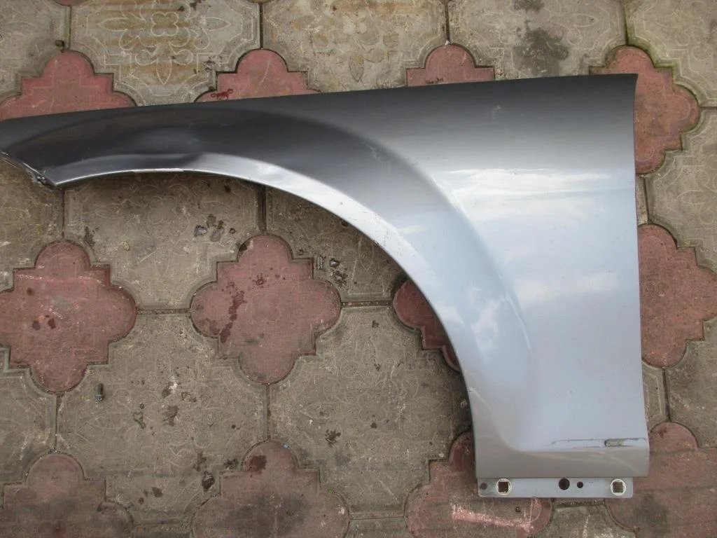 Крыло переднее левое Mercedes-Benz
