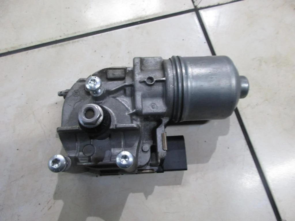 Моторчик дворников передний Mercedes-Benz