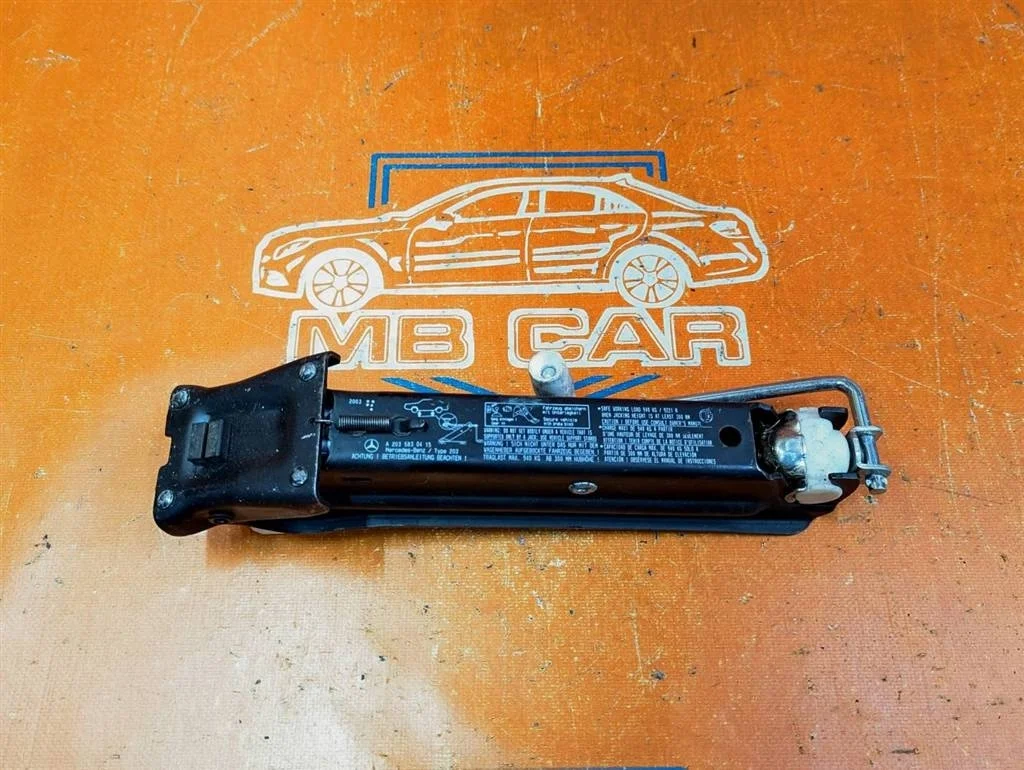 Домкрат Mercedes-Benz
