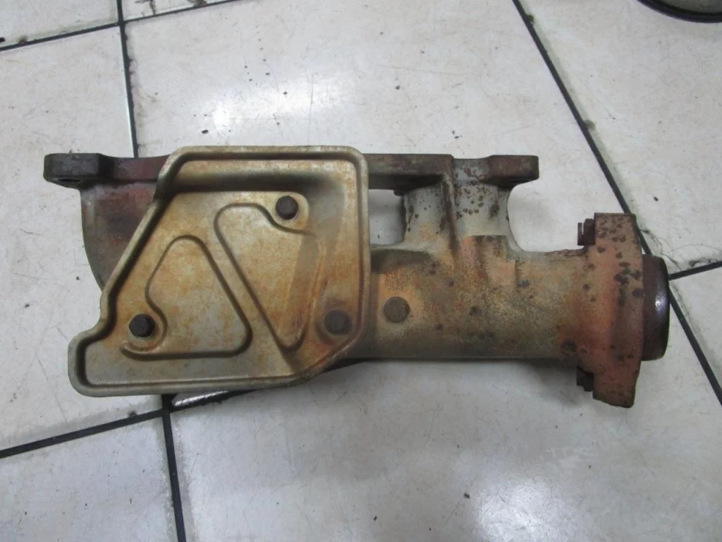 Коллектор выпускной Mercedes-Benz