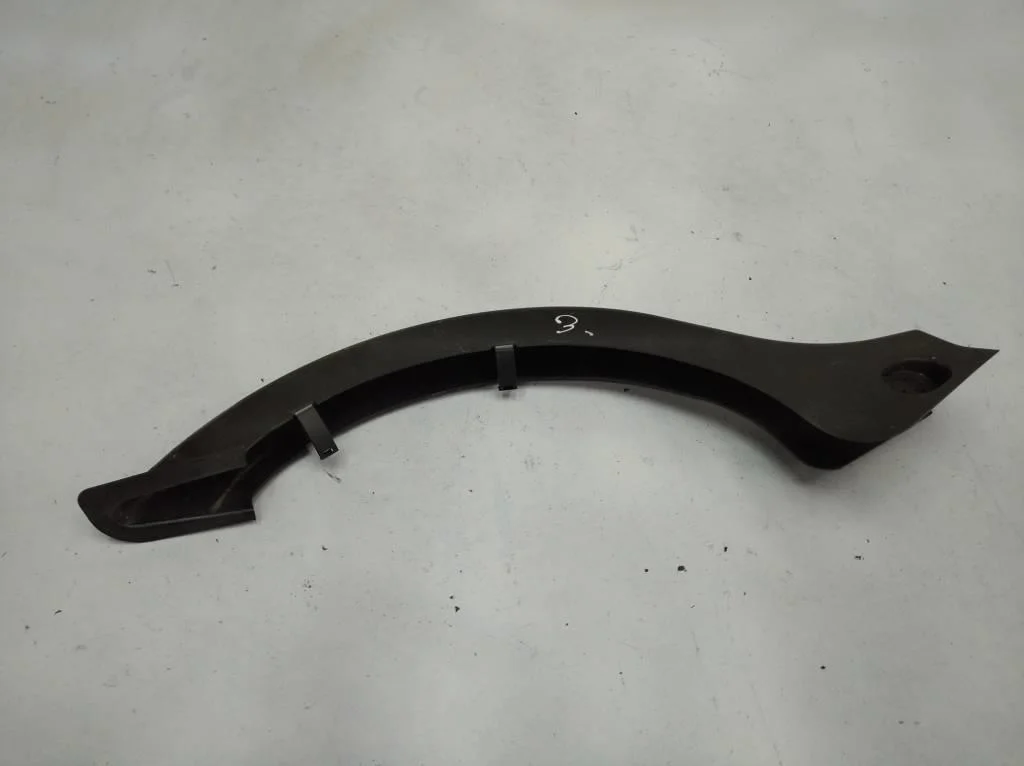 Накладка петли багажника Mercedes-Benz