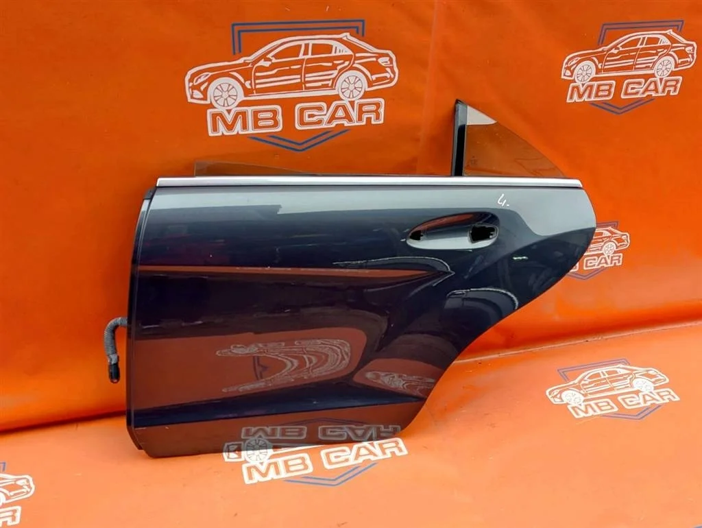 Дверь задняя левая Mercedes-Benz