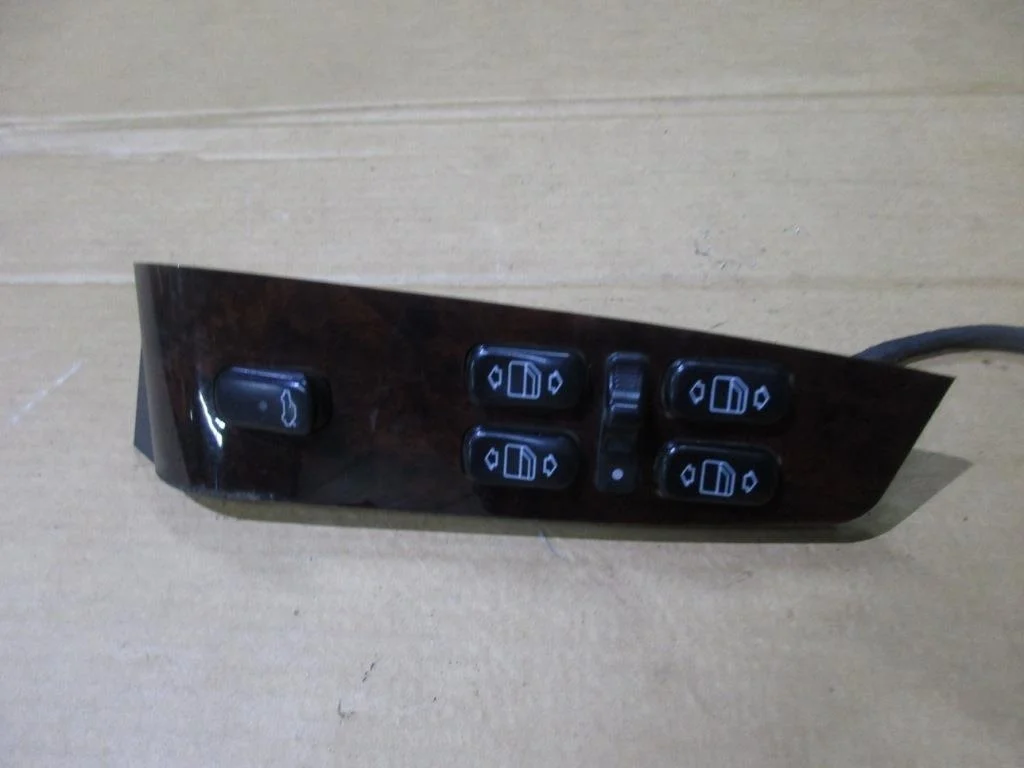 Блок кнопок стеклоподъемников Mercedes-Benz