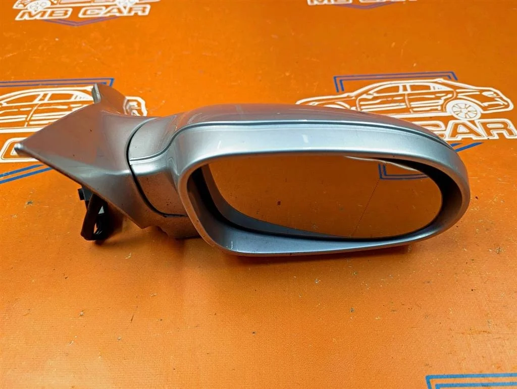 Зеркало правое Mercedes-Benz