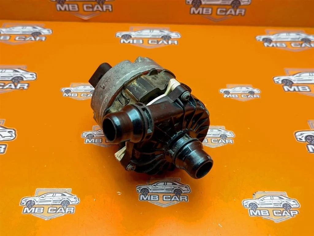 Насос циркуляционный Mercedes-Benz