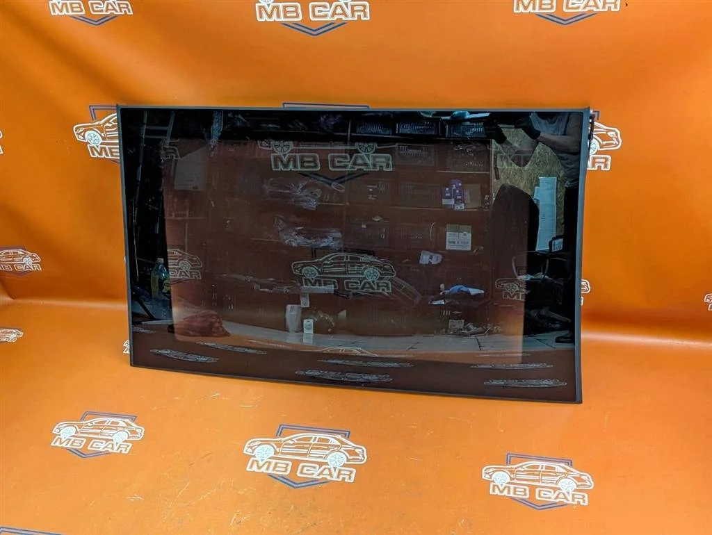 Стекло панорамы Mercedes-Benz