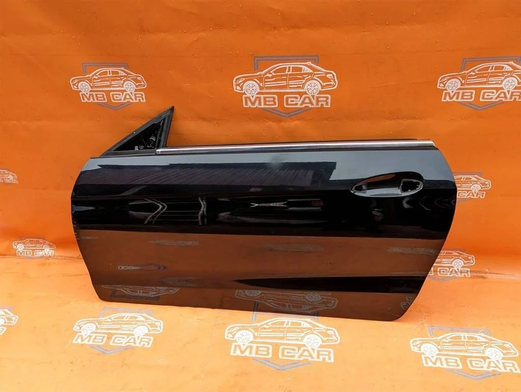 Дверь передняя левая Mercedes-Benz