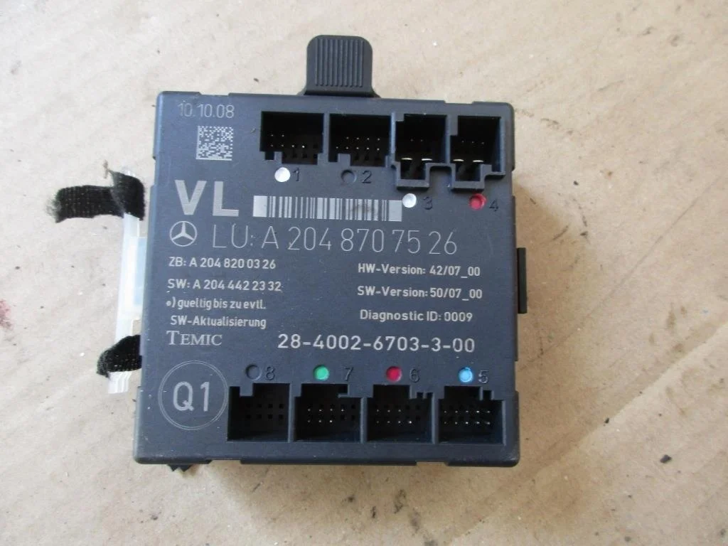 Блок двери Mercedes-Benz