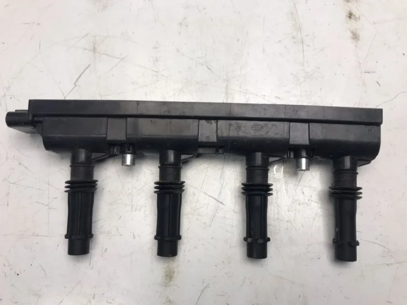 Катушка зажигания Opel Corsa D рестайлинг 2 2011—2014 55573735 A14XER