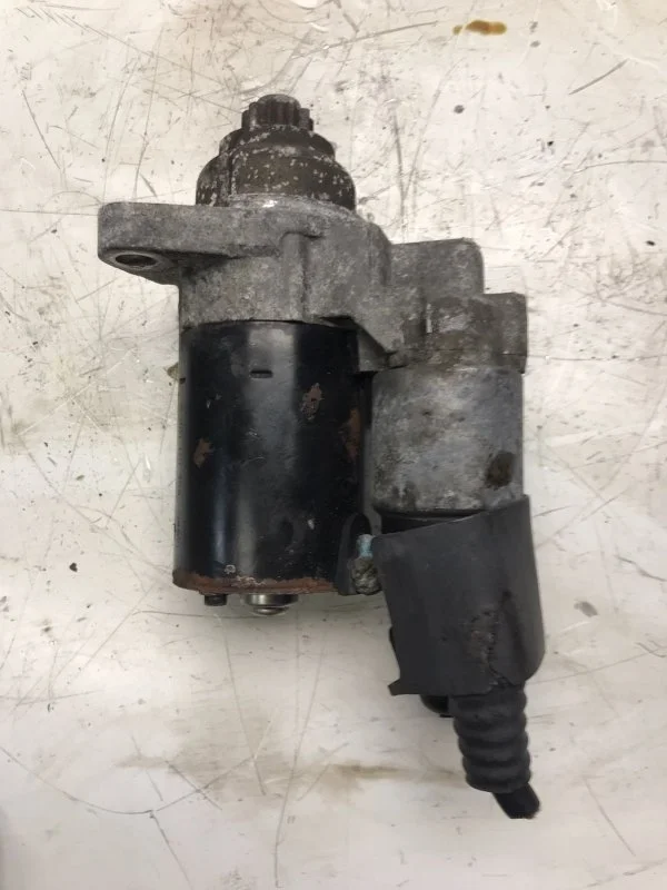 Стартер Skoda Octavia 2 2004-2009