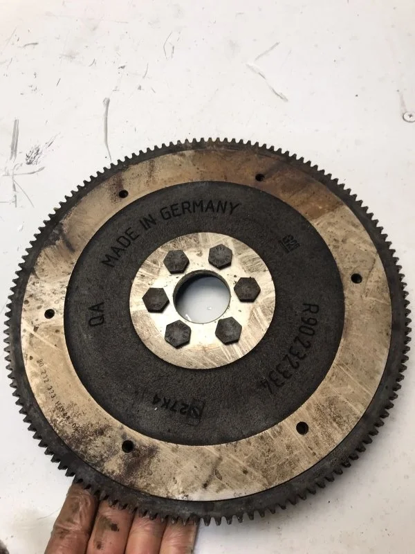 Маховик Opel CORSA C 2003—2006 90232333 Z12XEP