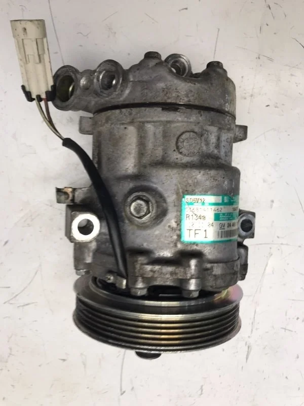 Компрессор кондиционера Opel CORSA C 2003—2006 93176863 Z12XEP