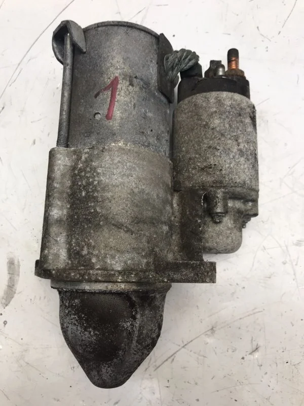 Стартер Opel ZAFIRA 2004—2007 55556092 B Z16XER