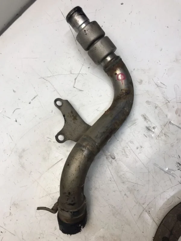 Патрубок интеркулера Ford Focus 2 2005—2008