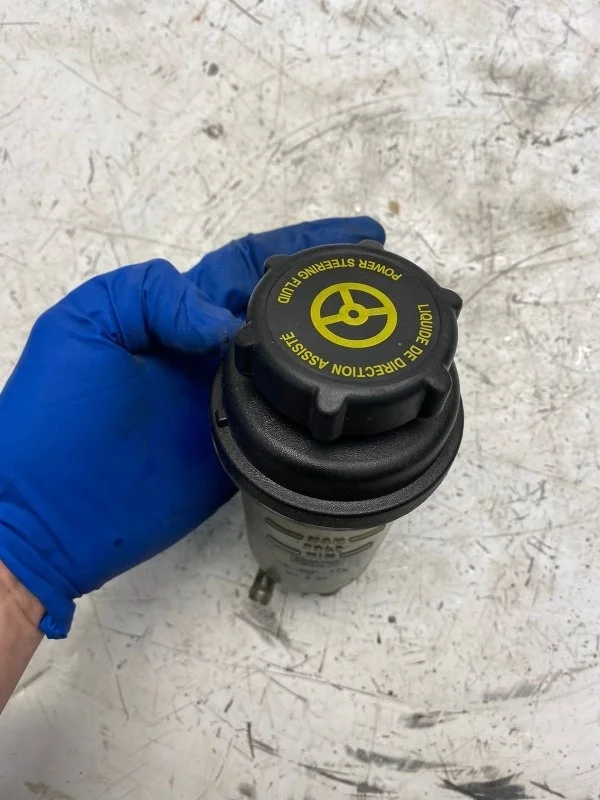 Бачок гидроусилителя руля Ford Focus 2 2007—2011