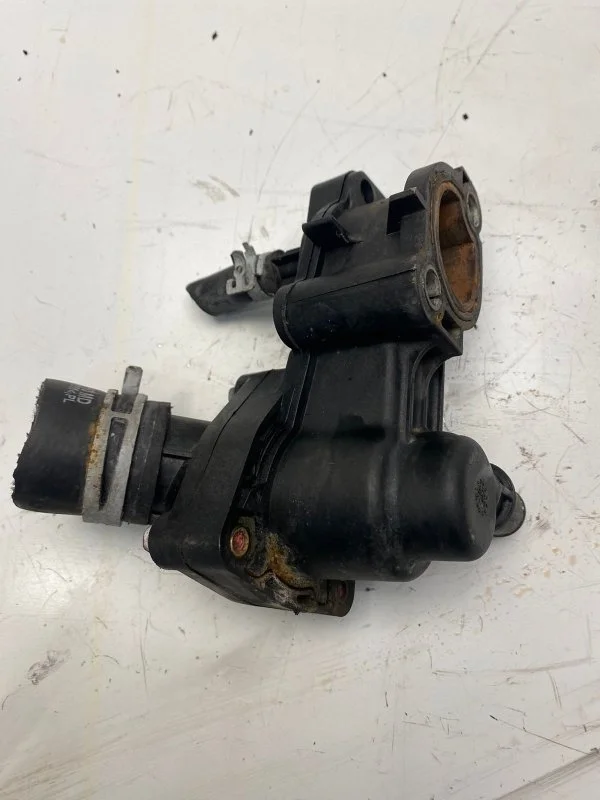 Корпус термостата Ford C-MAX 2003-2010 1148329 KKDA
