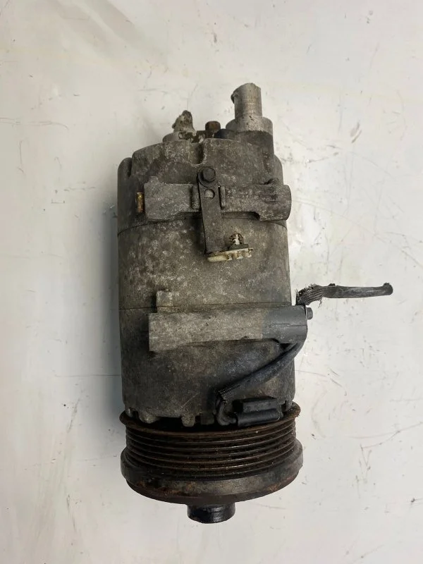 Компрессор кондиционера Ford C-MAX 2003-2010 1673990 KKDA