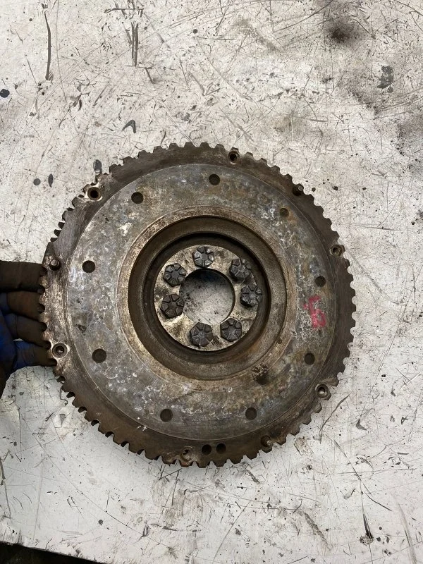 Маховик Renault Megane 2 2002-2009 7700100457 K4MD812