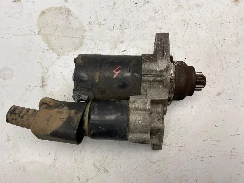 Стартер Volkswagen Golf Mk5 2003-2009