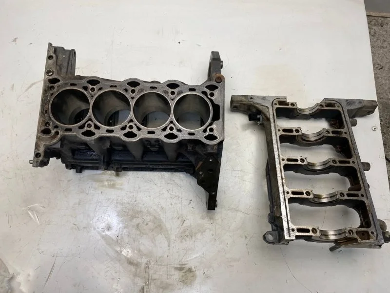 Блок цилиндров Opel Astra H 2004-2014 93177864 Z14XEP