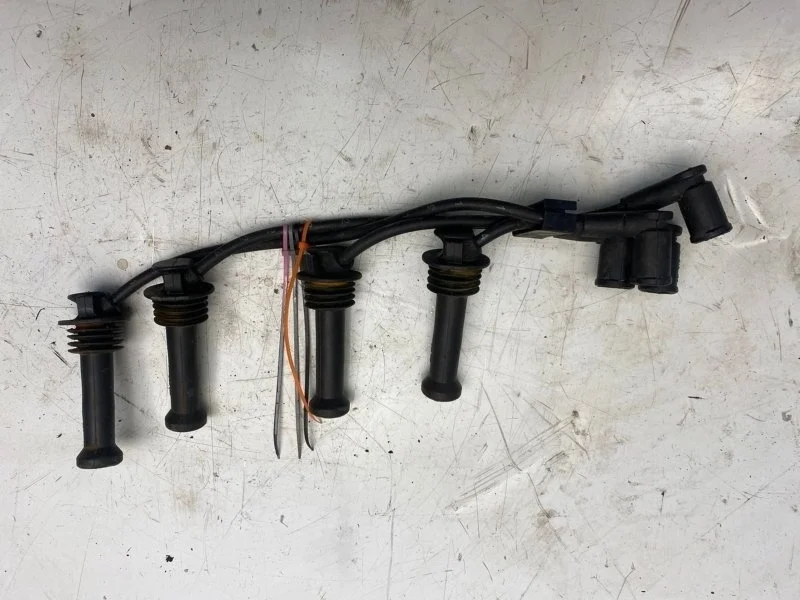 Провода высокого напряж. к-кт Ford Focus 2 2005-2008 1335374 HXDA