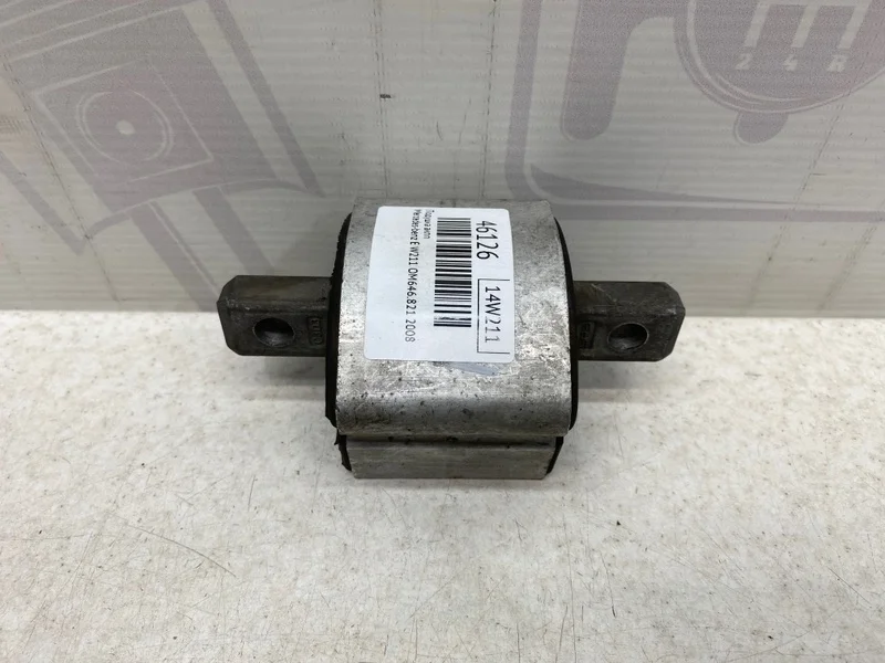 Подушка акпп Mercedes-benz 2008 W211