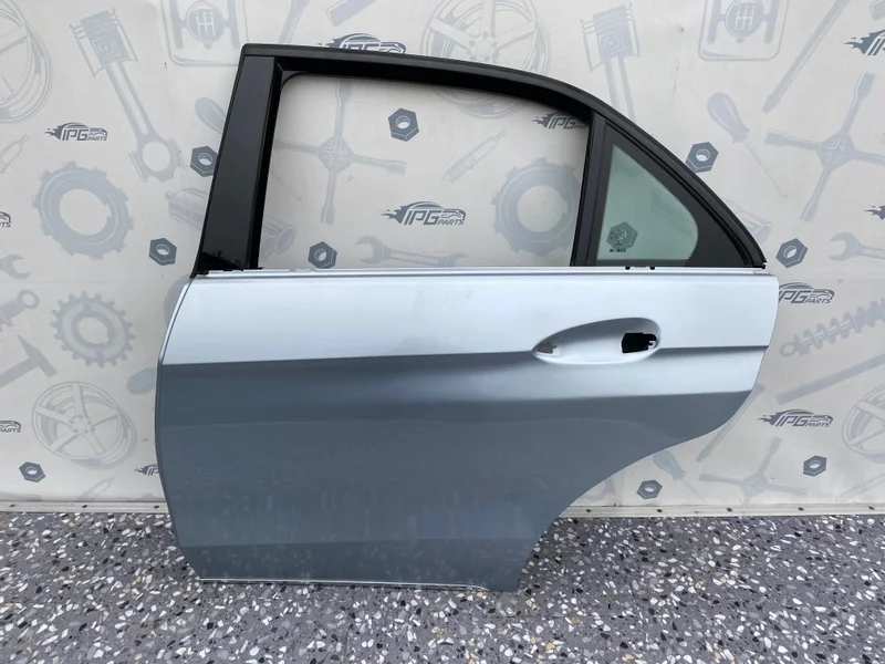 Дверь задняя левая Mercedes-benz 2014 W212