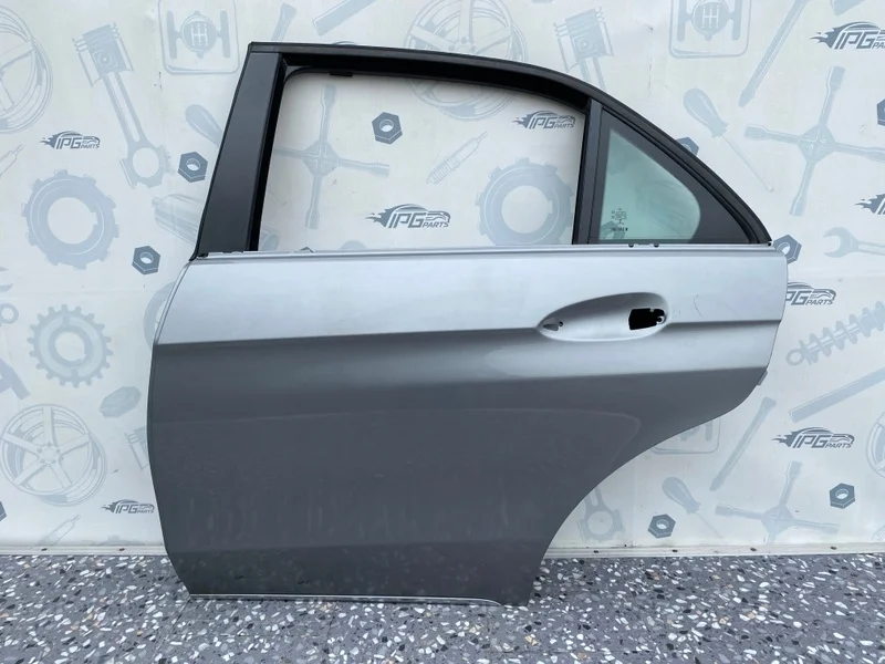 Дверь задняя левая Mercedes-benz 2014 W212