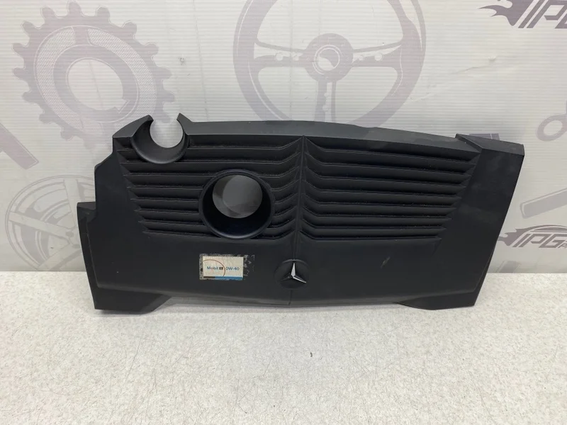 Декоративная крышка двигателя Mercedes-benz 2013 W246