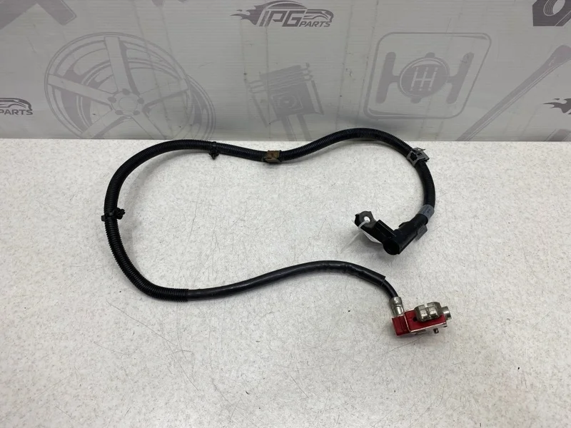 Клемма акб плюс Mercedes-benz 2013 W246