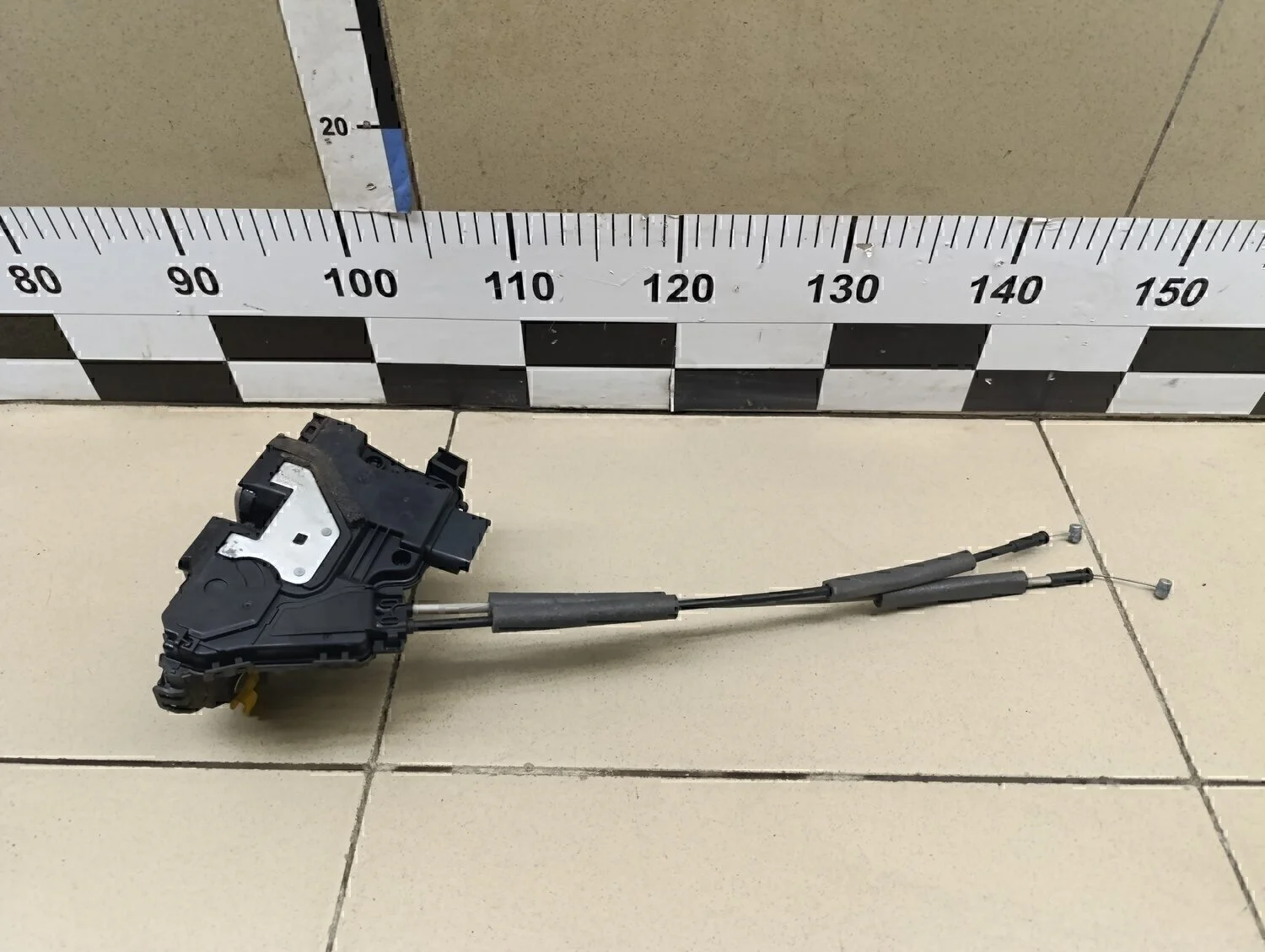 Замок двери передней левой Soul 2009-2014