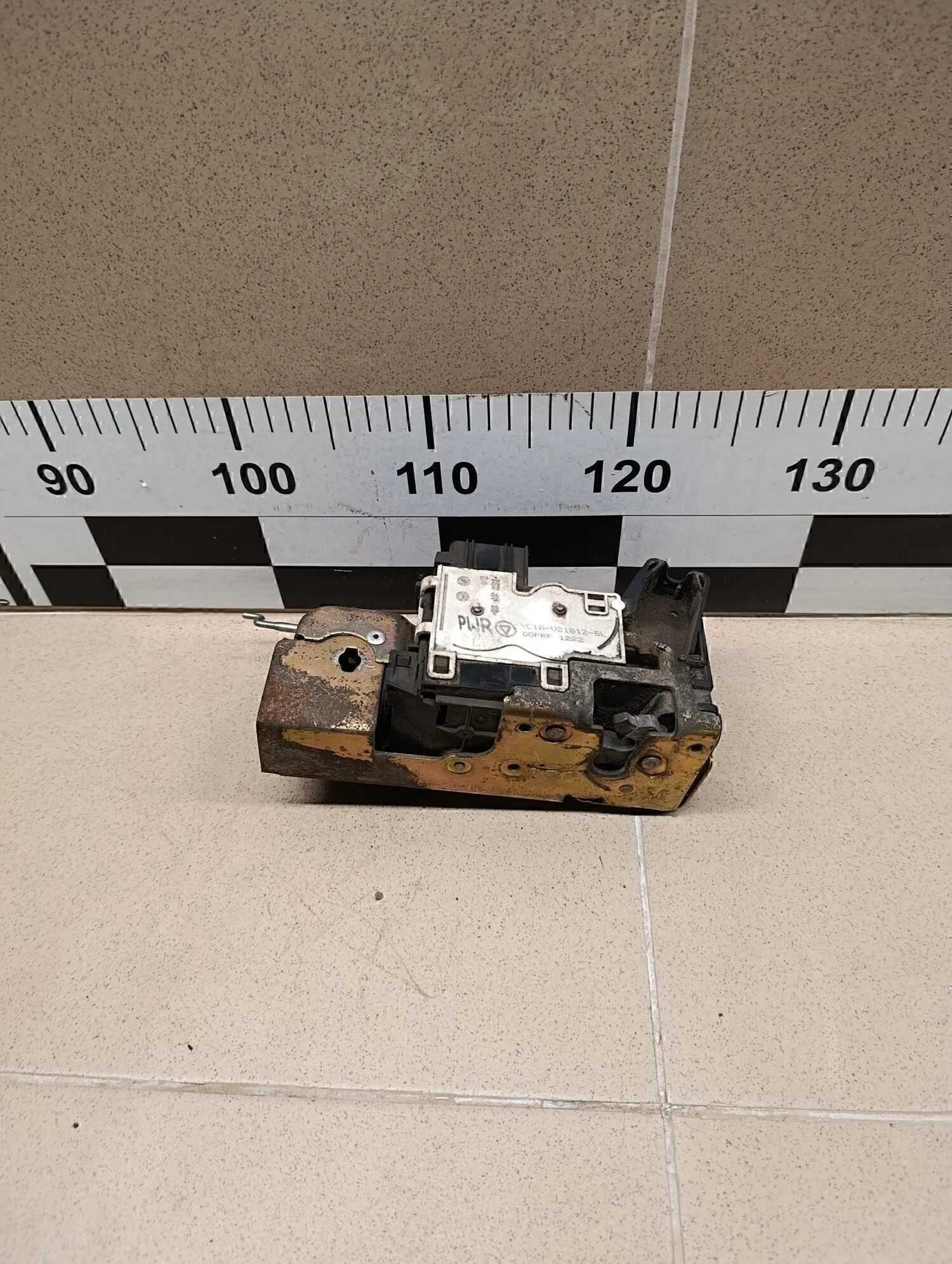 Замок двери передней правой Transit [FA] 2000-2006