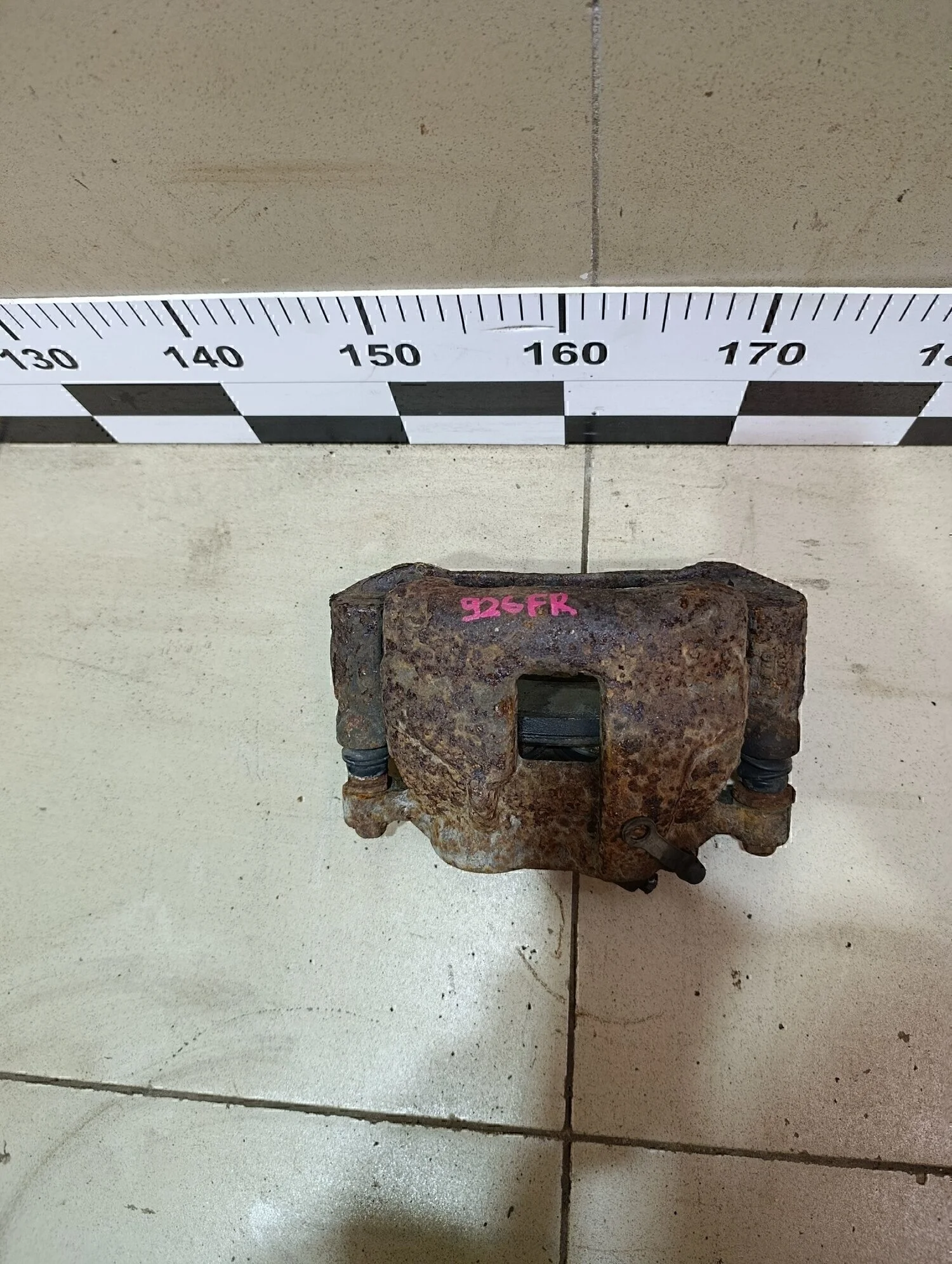 Суппорт передний правый Transit 2006-2013