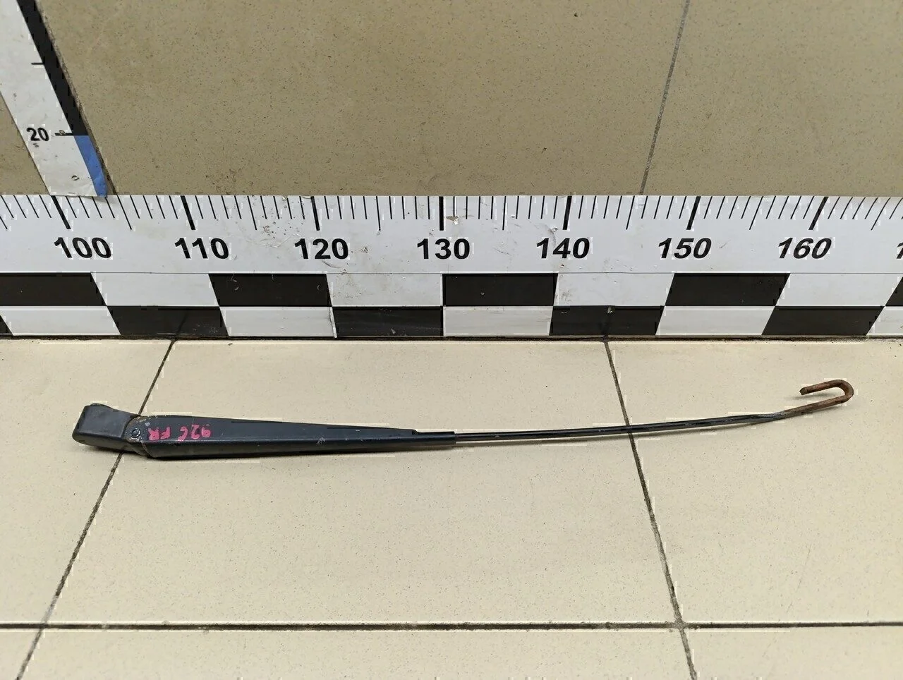 Поводок стеклоочистителя передний правый Transit [FA] 2000-2006