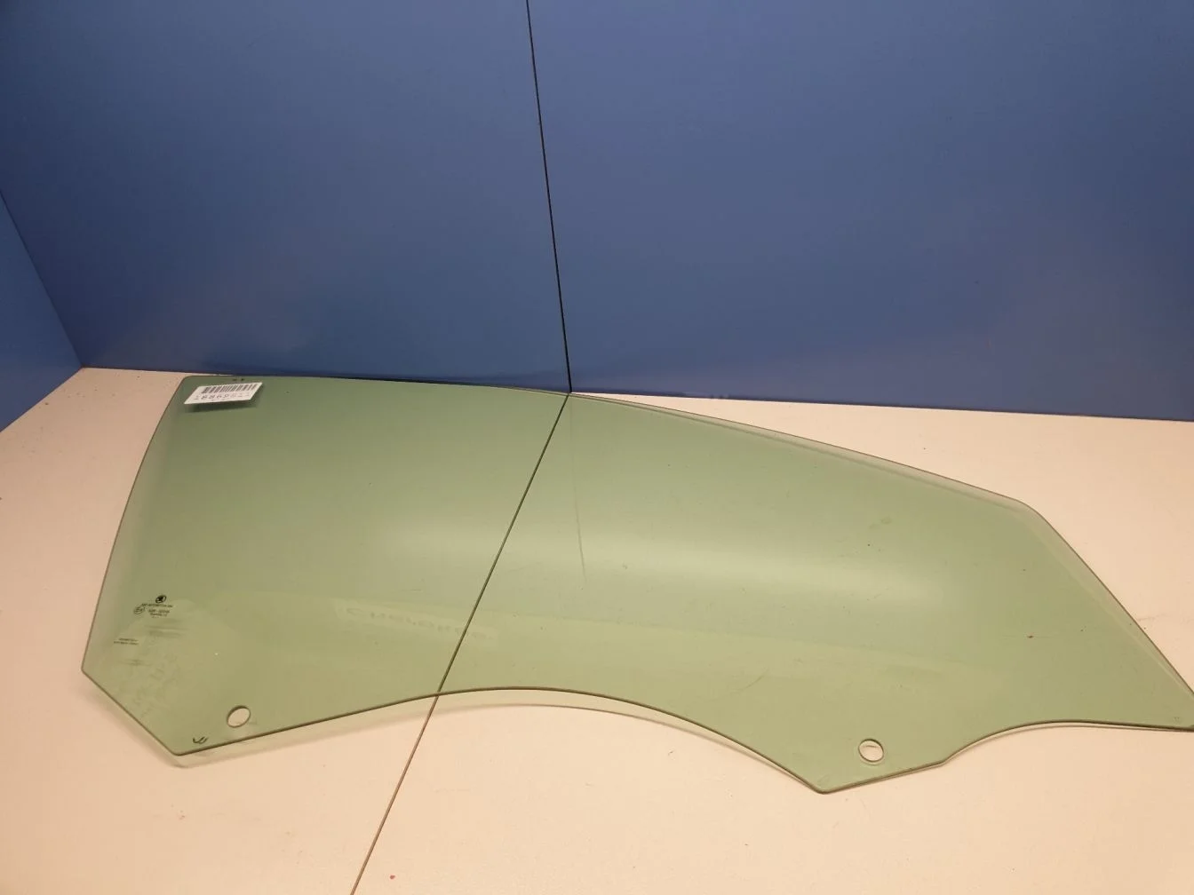 Стекло двери передней правой для Skoda Octavia A7 2013-2020