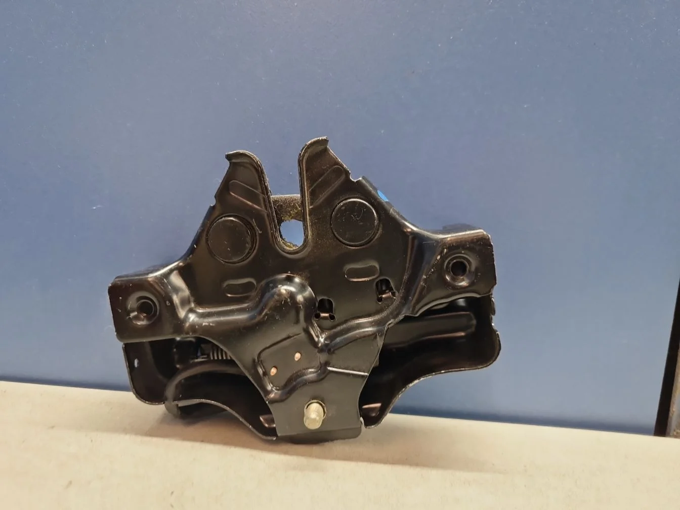 Замок капота для Lexus LX 570 URJ200 2007-