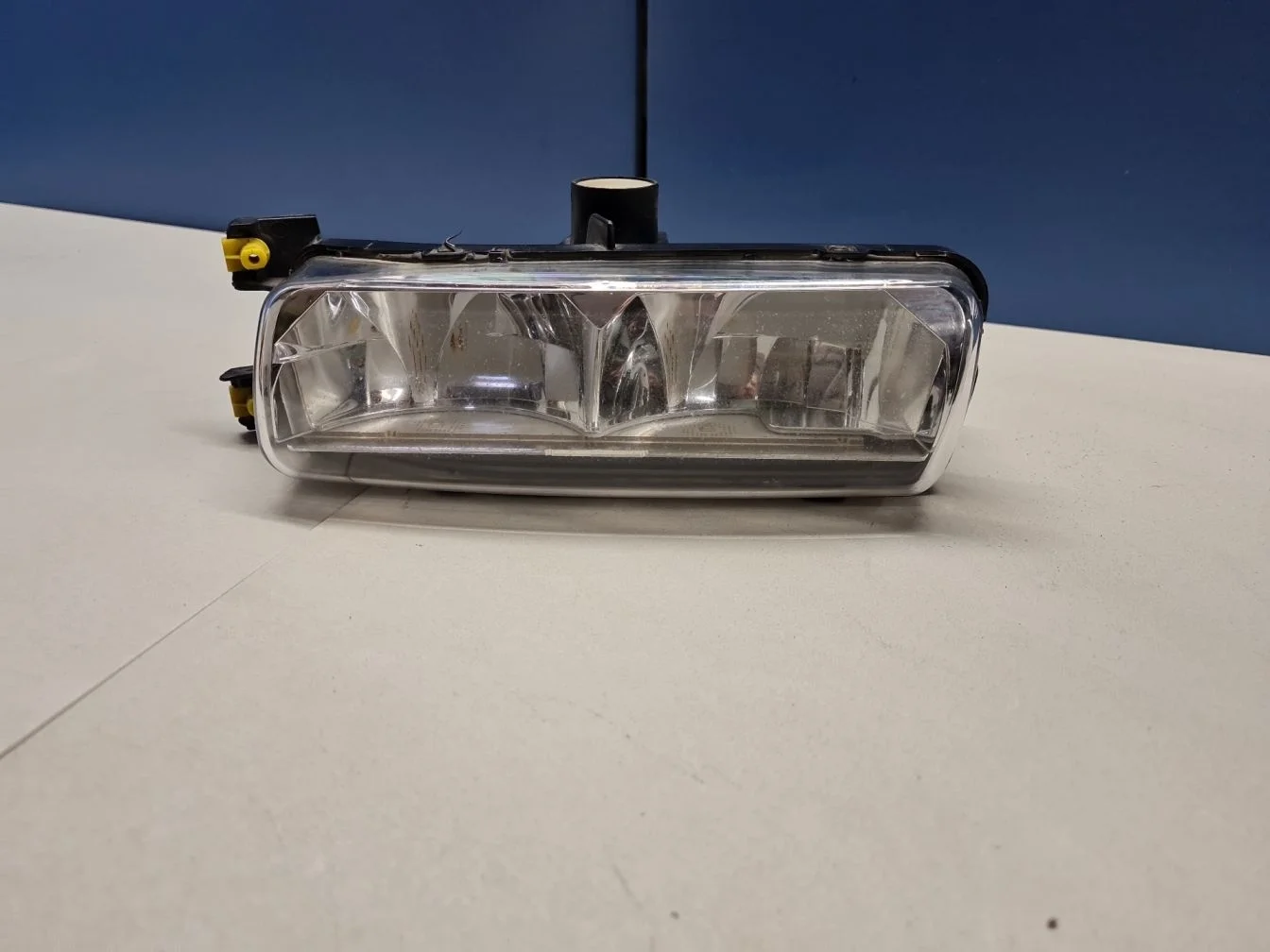 Фара противотуманная левая для Land Rover Range Rover Sport 2013-